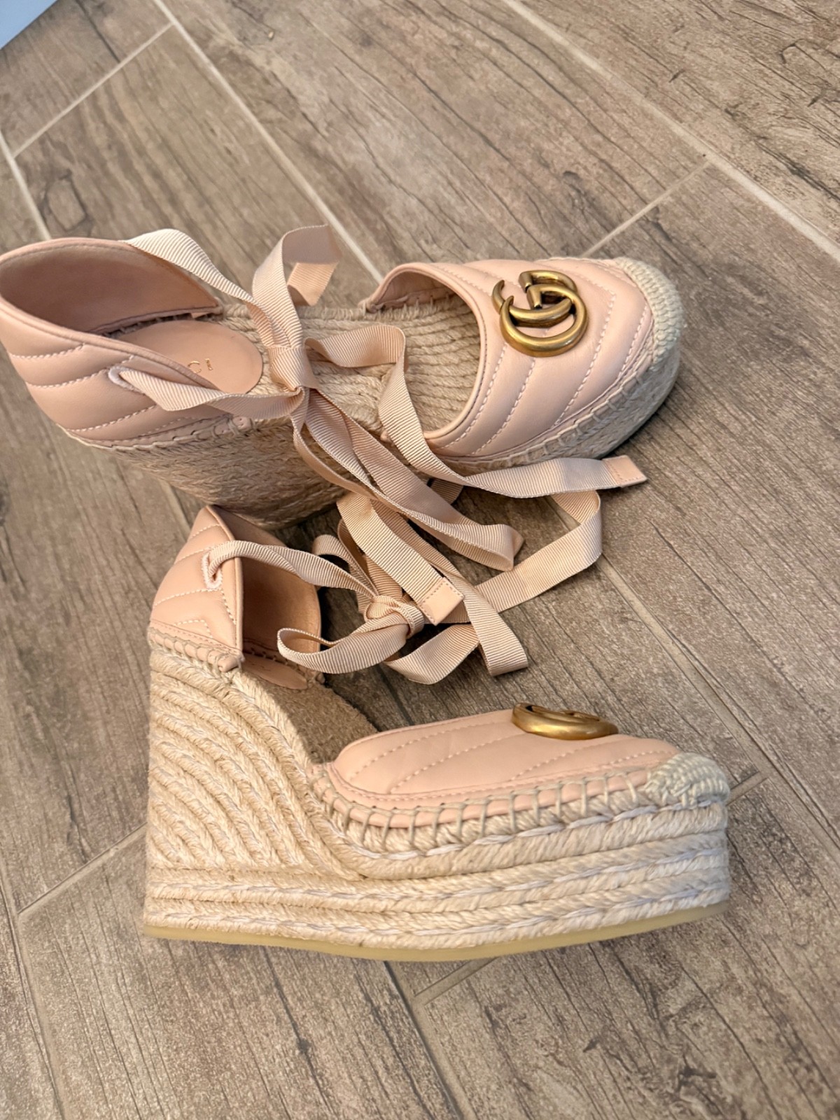 Gucci GG Marmont Lace-Up Wedge Platform Sandals Pink Leather Sz 36 US 6 Italy