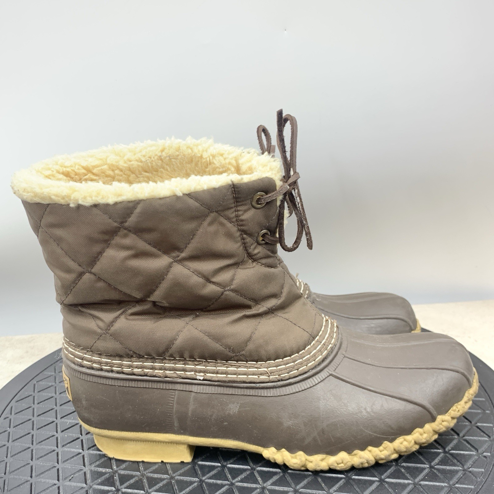 LL Bean Boots Women Size 7 Shoes Brown Quilted Nylon Rubber Shearling Fleece