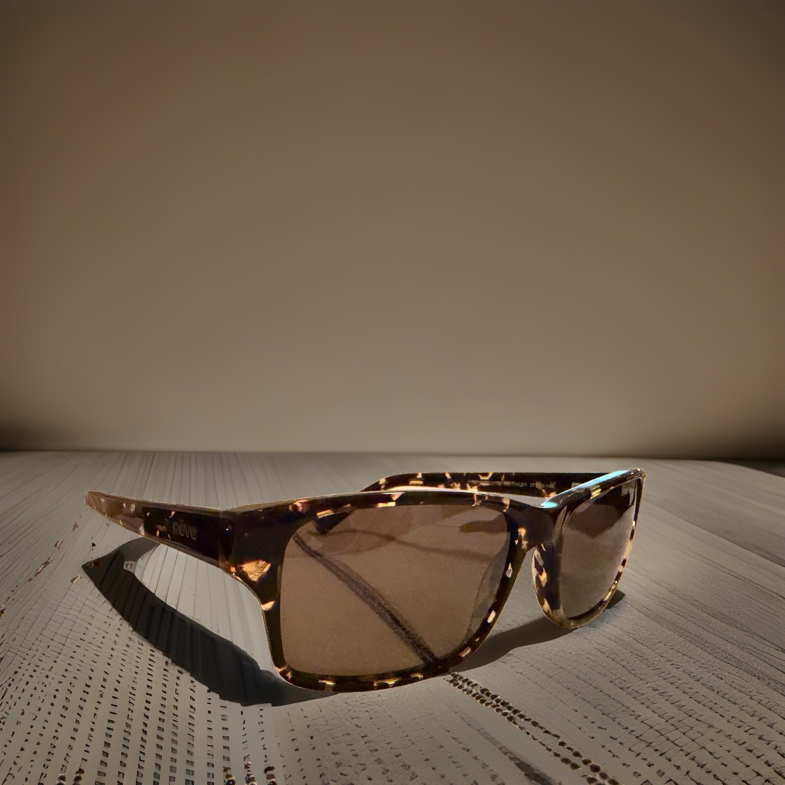 RĒVO Finley Polarized Rectangle Sunglasses Tortoise Shell Brown Lens