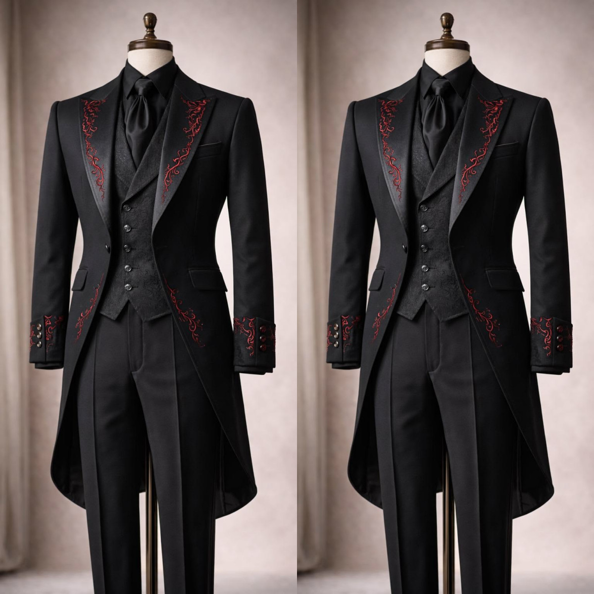Black Formal Men’s Suit Peak Lapel Tuxedos 2Pcs Appliques Business Jacket Coat