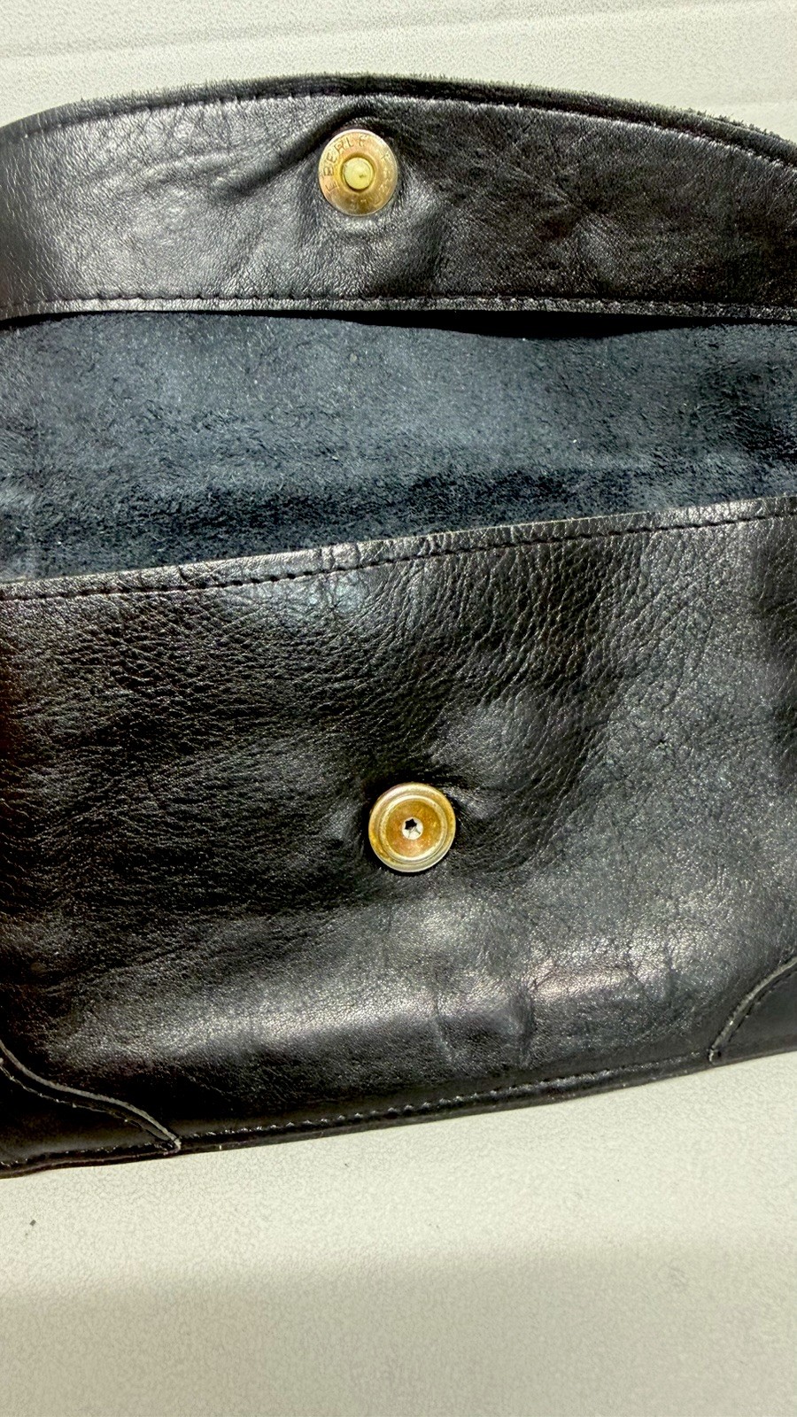 EXCELLENT CONDITION-Vintage Black Leather Envelope Clutch