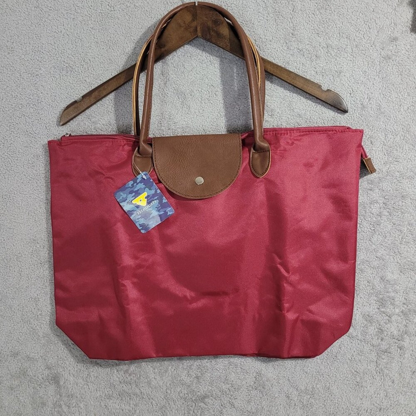 NEW Red Telosports Nylon Tote Bag With Brown Faux Leather Handles & Closure
