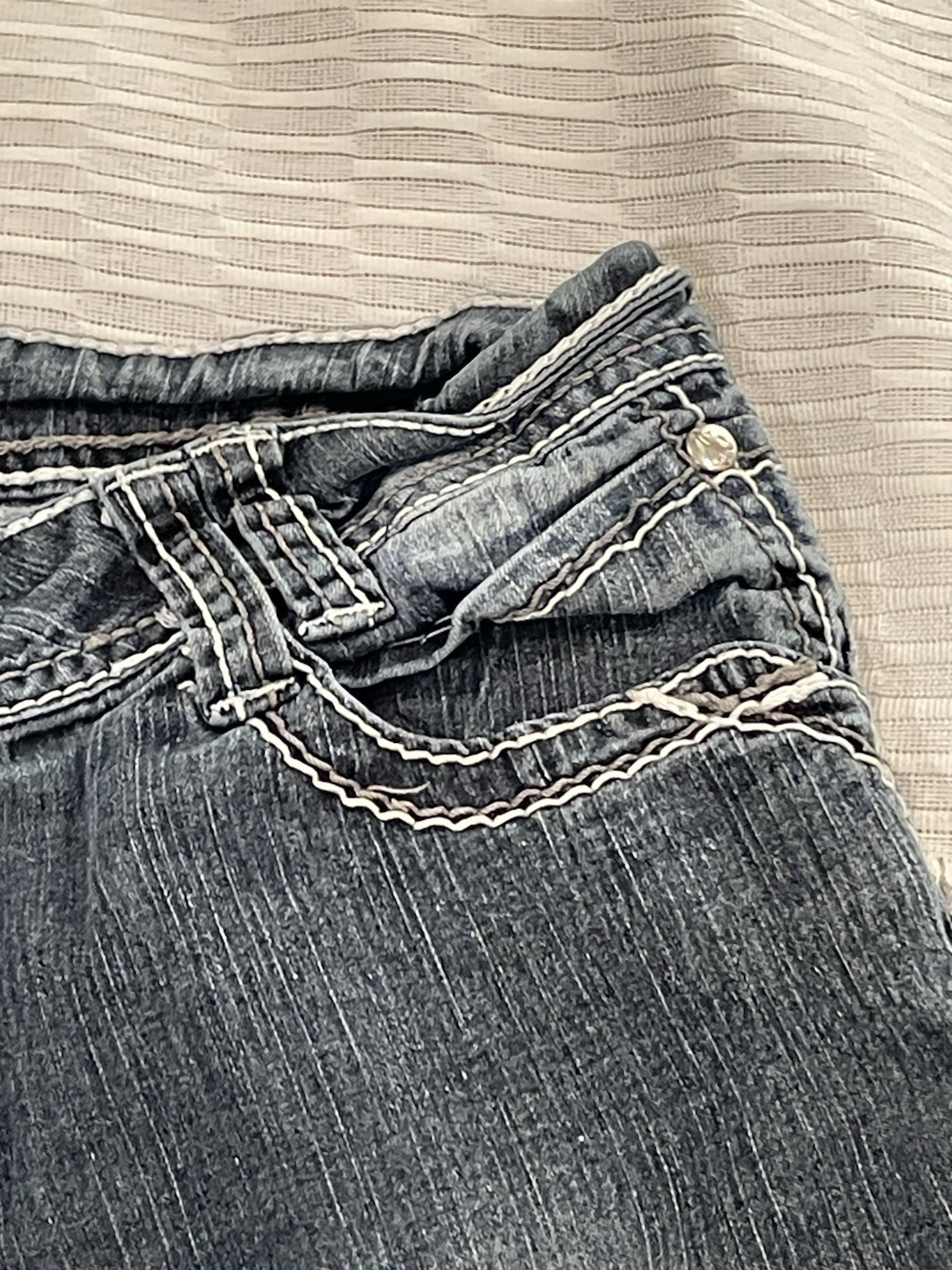 Angels Womens Size 11 Custom Cut Off Denim Shorts Frayed Raw Hem Blue Jeans W31