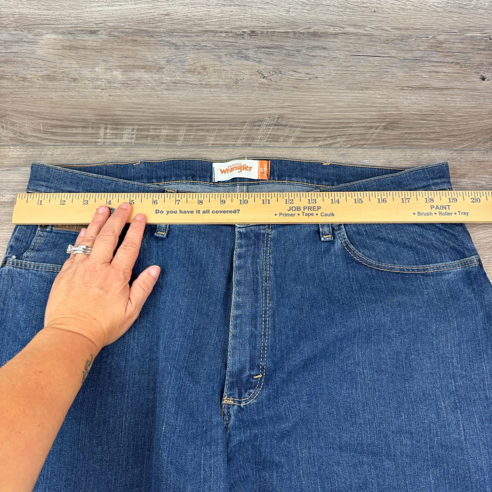 Genuine Wrangler Comfort Fit Men’s Jeans 38×30 Blue Denim Stretch MGW80DB