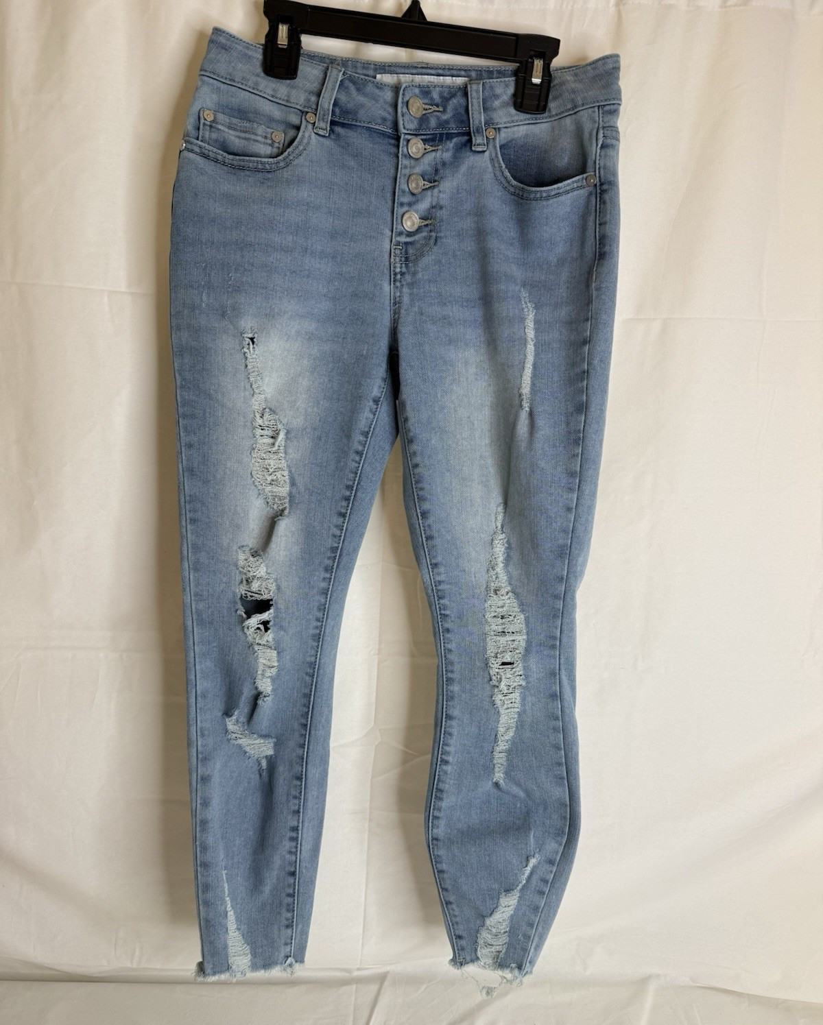 Indigo Rein Skinny Blue Light Denim Curvy Fit Stretch Distressed 5-Pocket Jeans