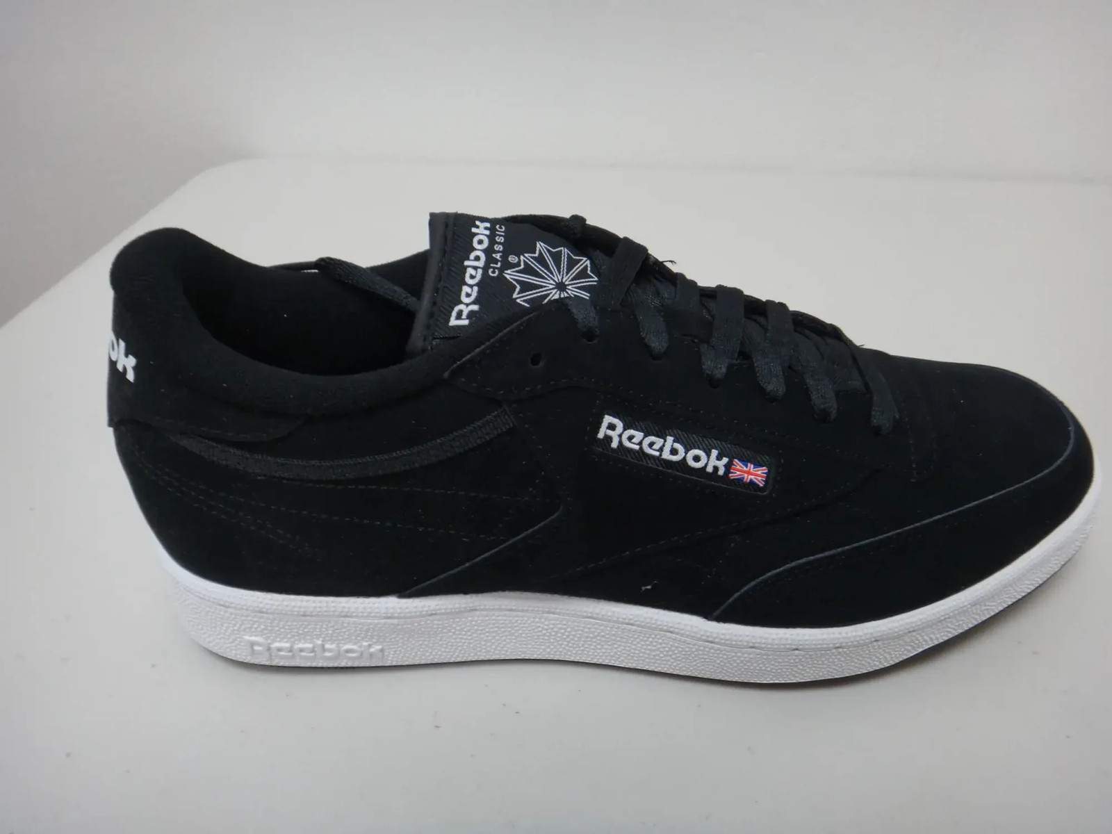Reebok Club C 85 Men’s 10.5 Black Suede Sneaker Classic Low Top Comfort