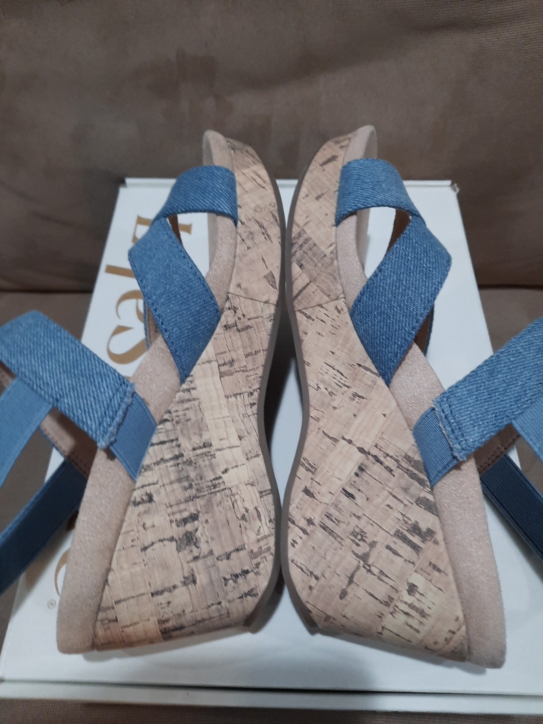NEW Life Stride Delta Blue Denim Strappy Wedge Sandal Sz. 6.5 Comfort Technology