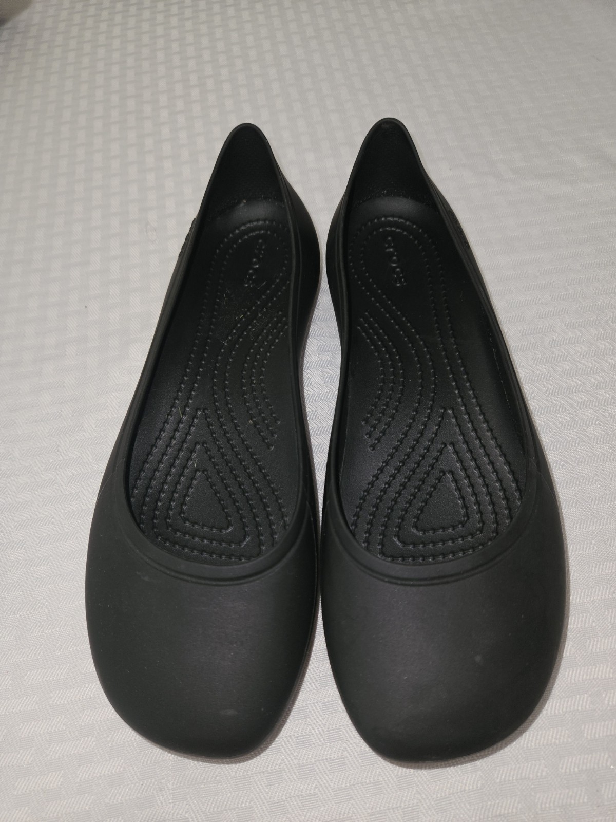 CROCS At Work women’s flats-sz 9-black-EXCELLENT