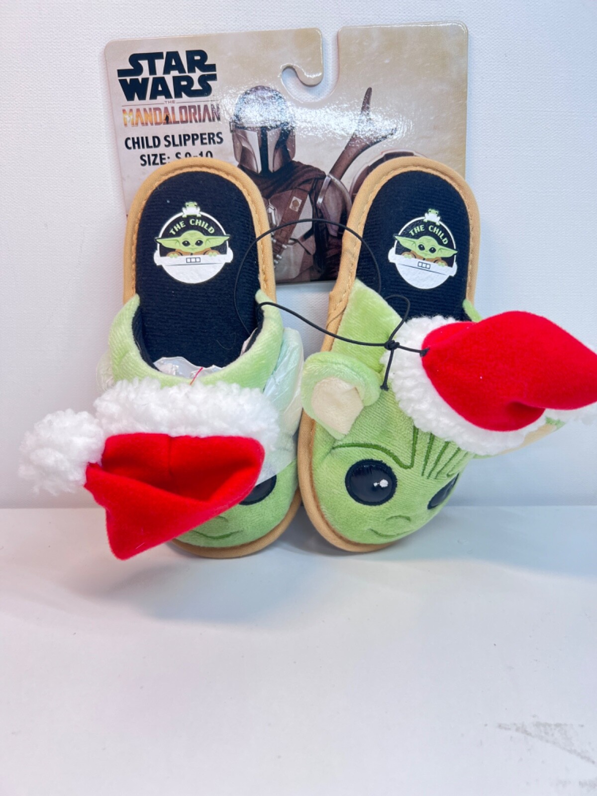 Disney Star Wars Mandalorian Child Christmas Slippers Slides Size S 9-10