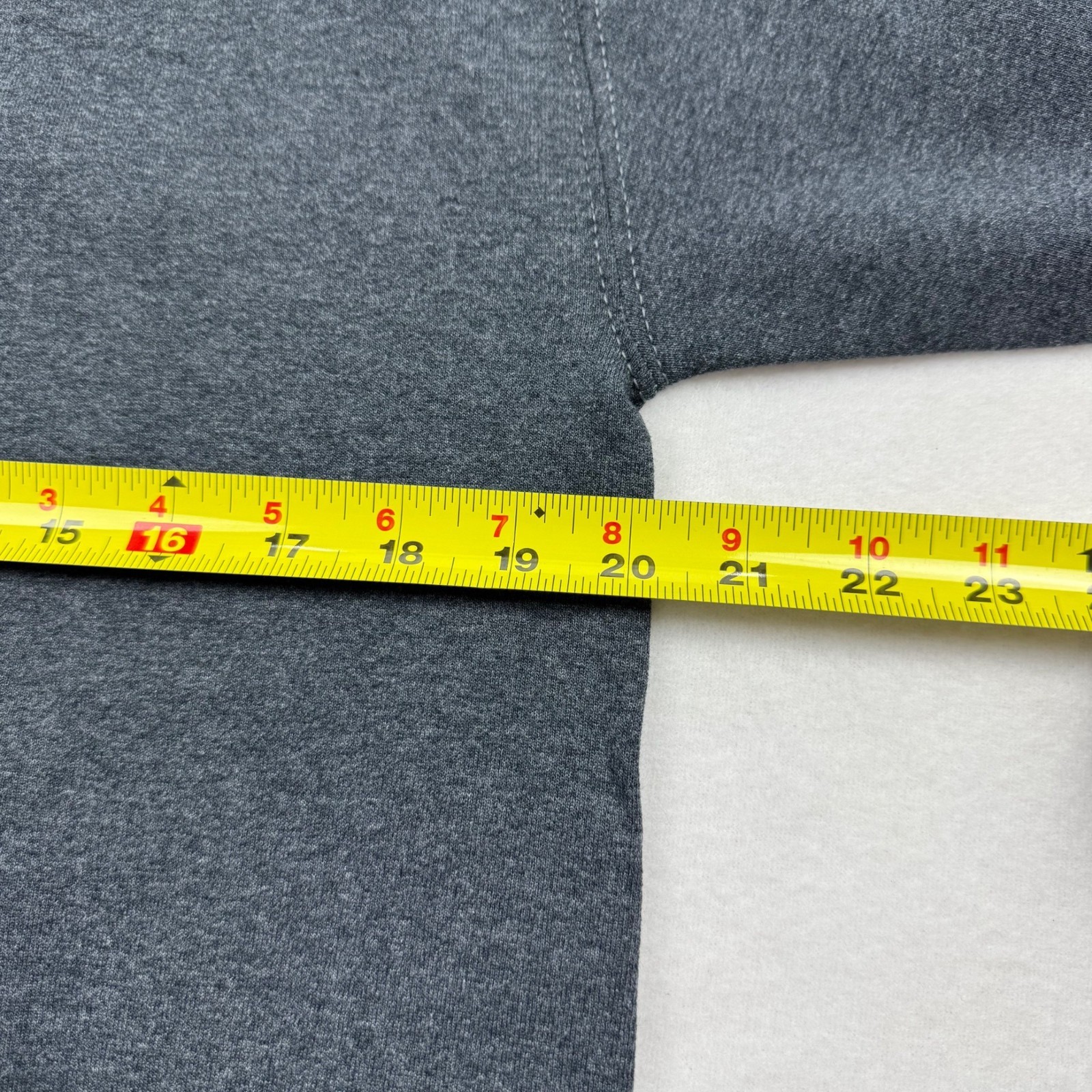 Athletic Works Men’s Fleece Dark Gray Sweatshirt S (34-36) Moisture Wicking NWT