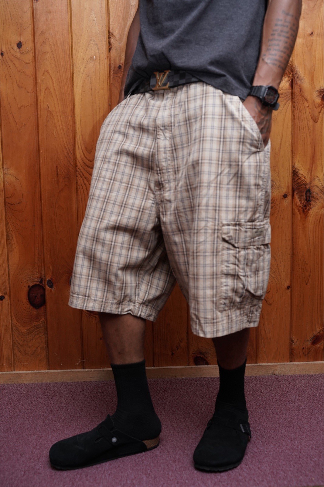 Wrangler Men’s Beige/Blue Plaid Cotton Cargo Shorts Flat Front Button Pockets
