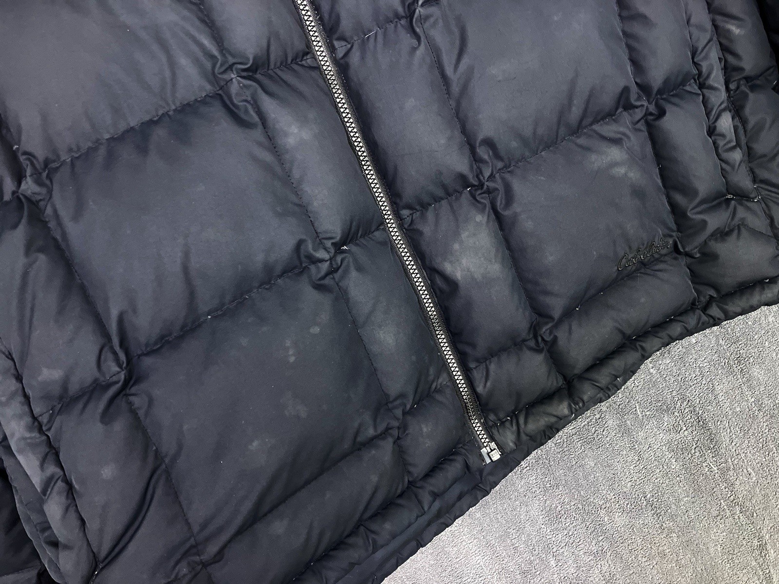 CABELAS Premier Northern Goose Down Men XL 650 Fill Quilted Puffer Jacket ISSUES