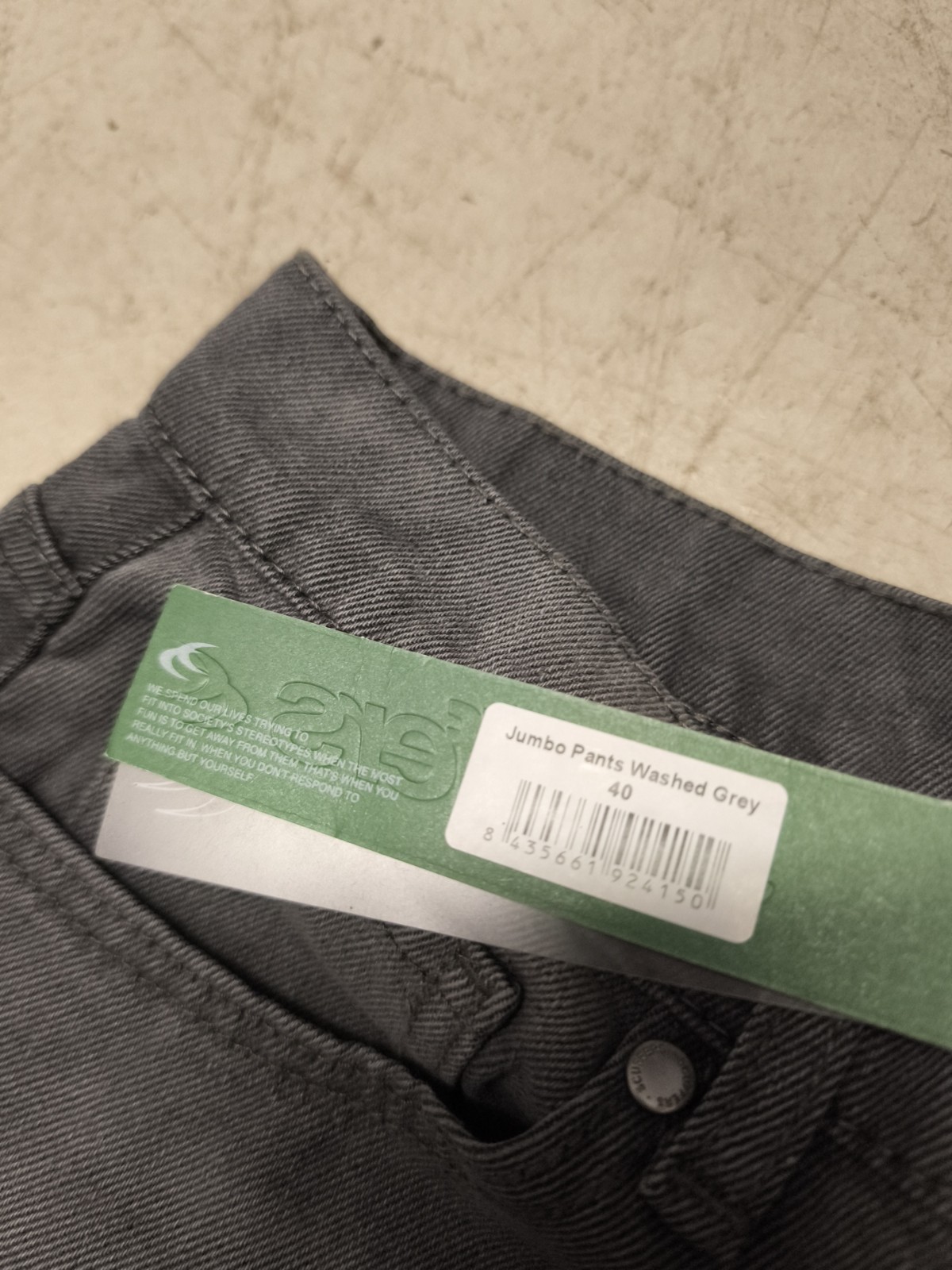 Scuffers Jumbo Pants Washed Grey Baggy Denim Jeans W32 – BNWT