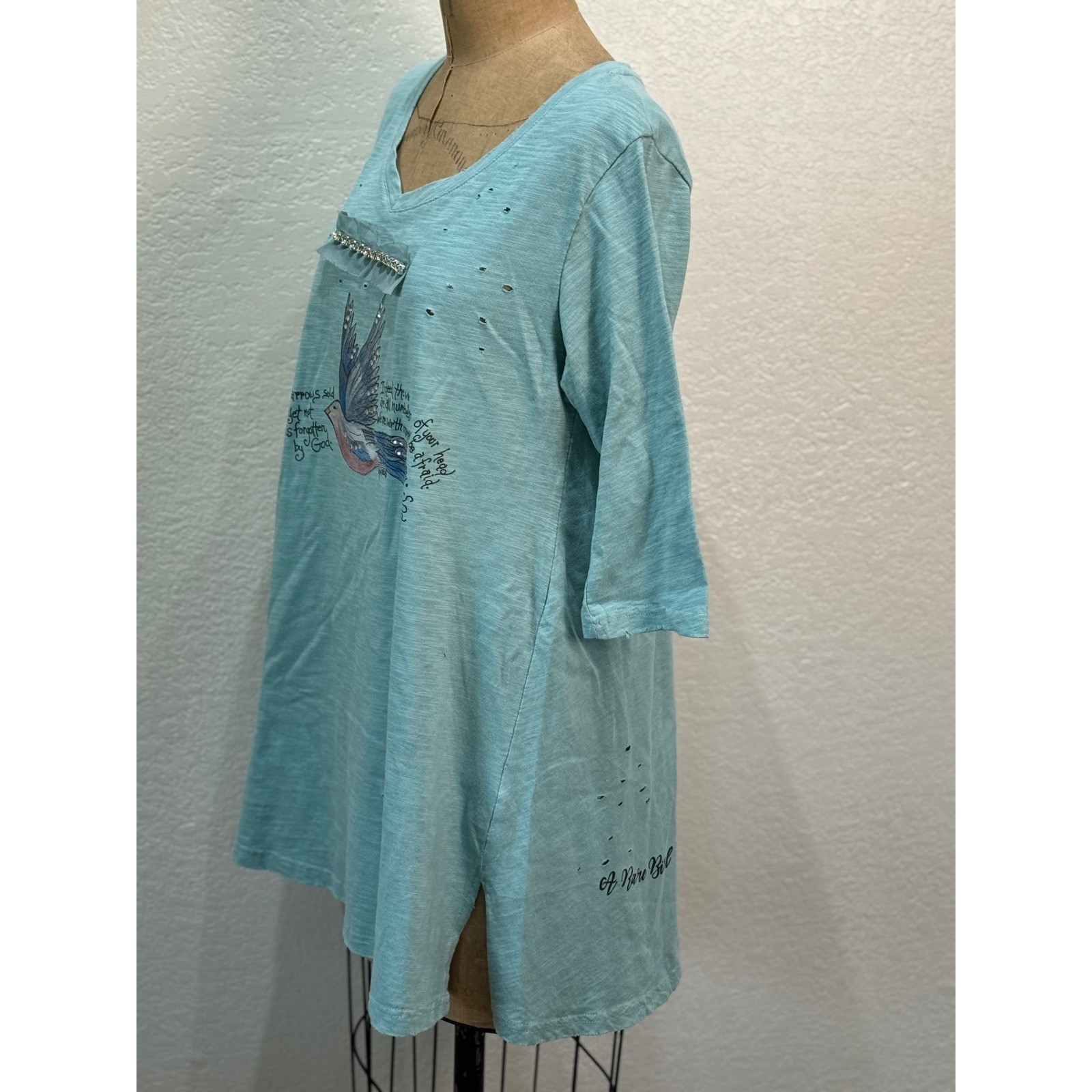 A Rare Bird Blue Distressed Sparrow Scripture Tunic 3/4 Sleeve Tee L/XL NWT