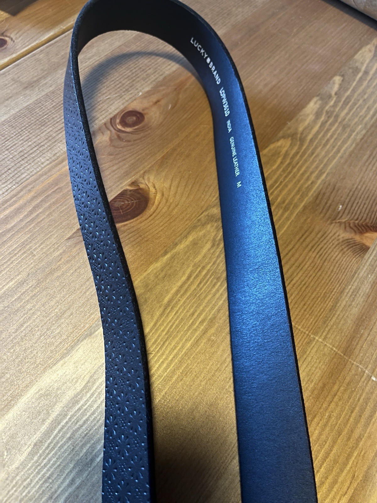 Lucky Brand 1.25” Wide Black Cut Out Black Leather Belt With Circular Buckle