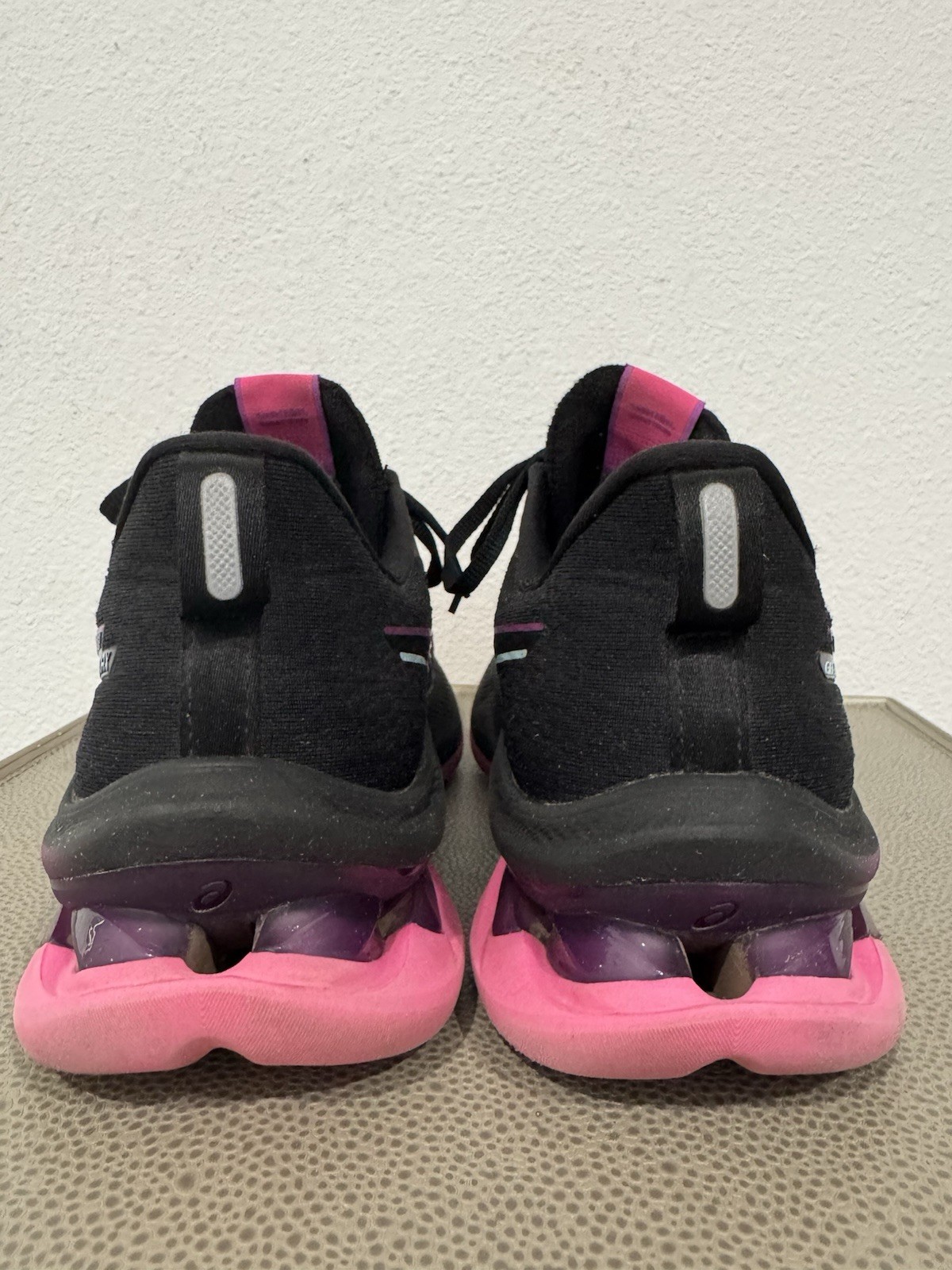 Asics Gel Kinsei Max Sneakers Running Shoes Women’s Size 11 Black / Pink