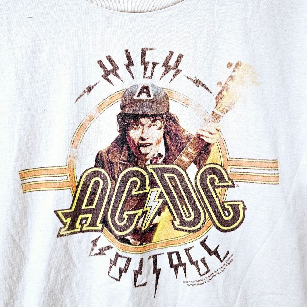 AC/DC High Voltage Angus Young Rock Band Mens Tshirt Sz M – Ts288.6