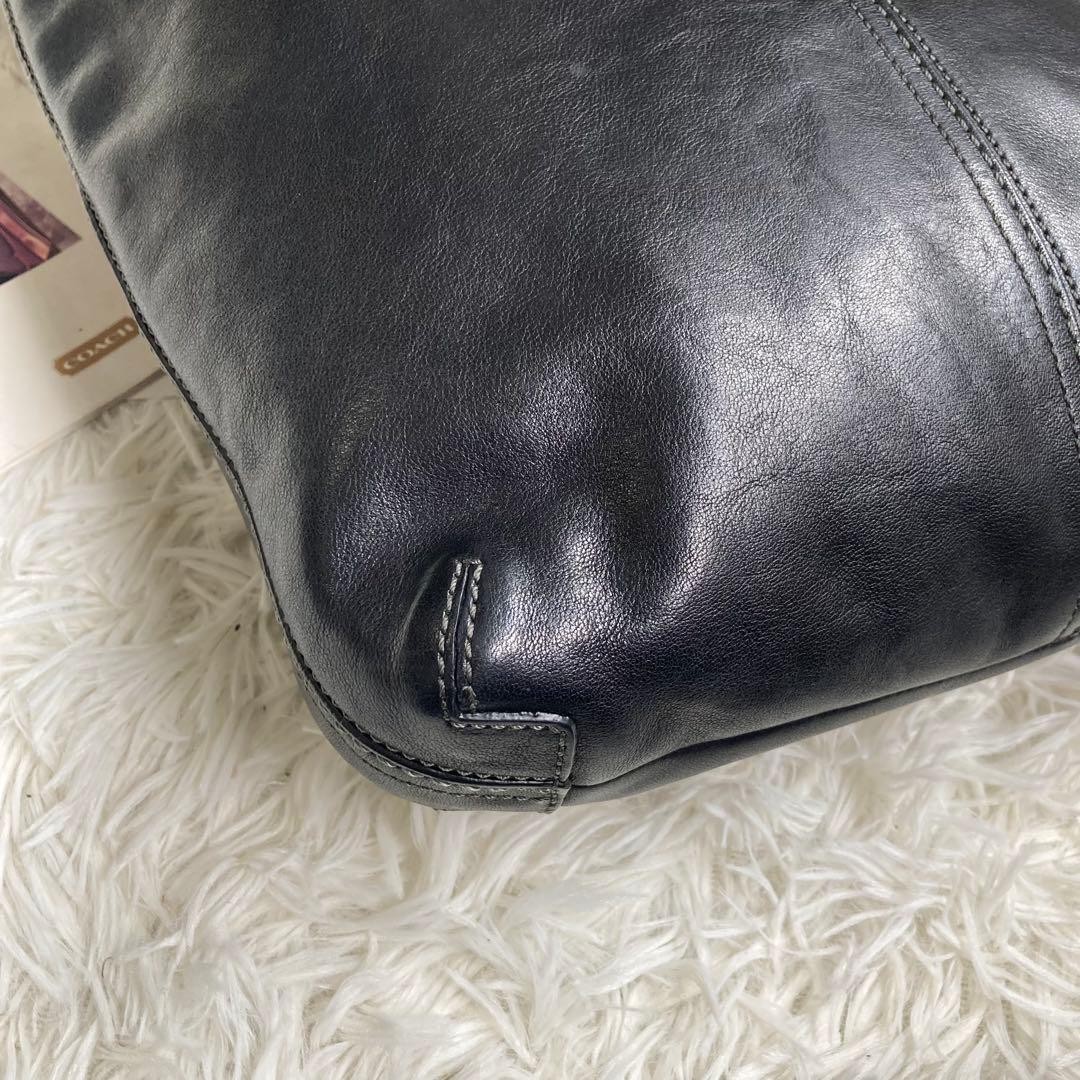 COACH Legacy Bleecker bucket style Black Leather