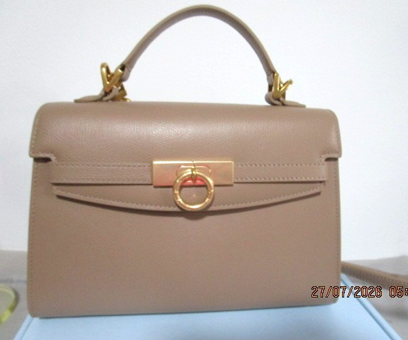 Parisa Wang “Grace” top handle/shoulder/crossbody w/box-dust bag-worn once only