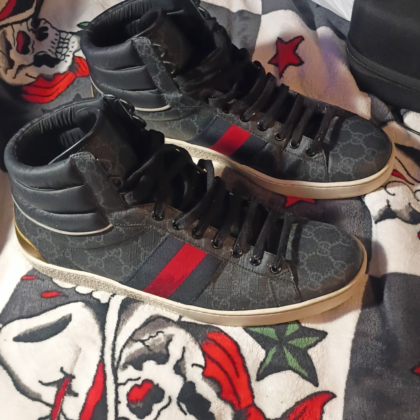 Gucci Signature High Top Sneakers Gray GG Monogram Lace-Up Red/Blue Stripe