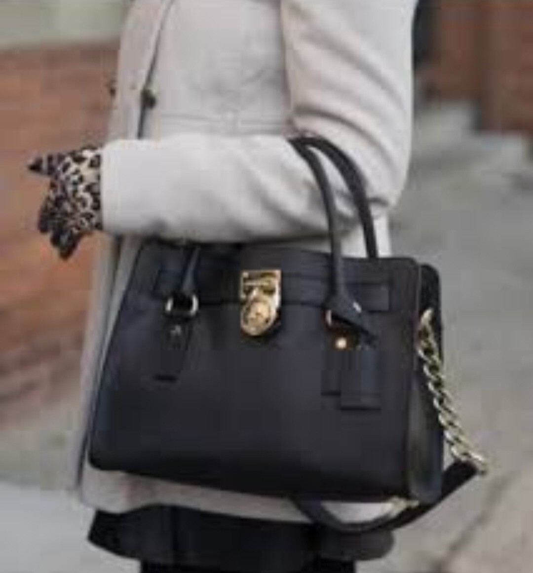 Michael Kors East West Hamilton Leather Purse