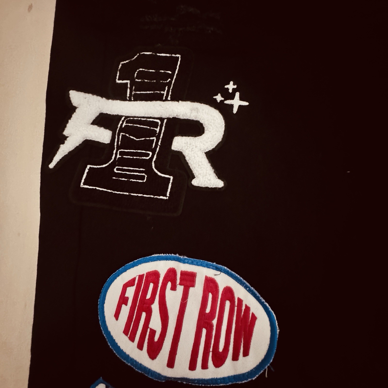 First Row Mens Black Denim Jeans Racing Patches Slim Fit Size 38×32 NWT