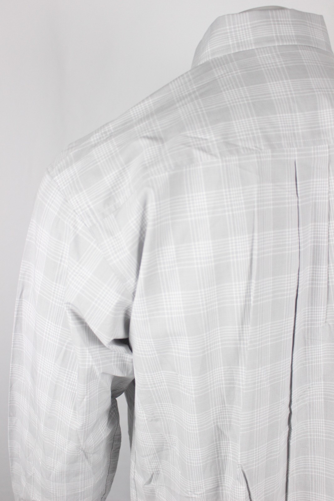 Cinch Men’s Classic Fit Button Shirt Long Sleeve White Gray Plaid MTW1105858