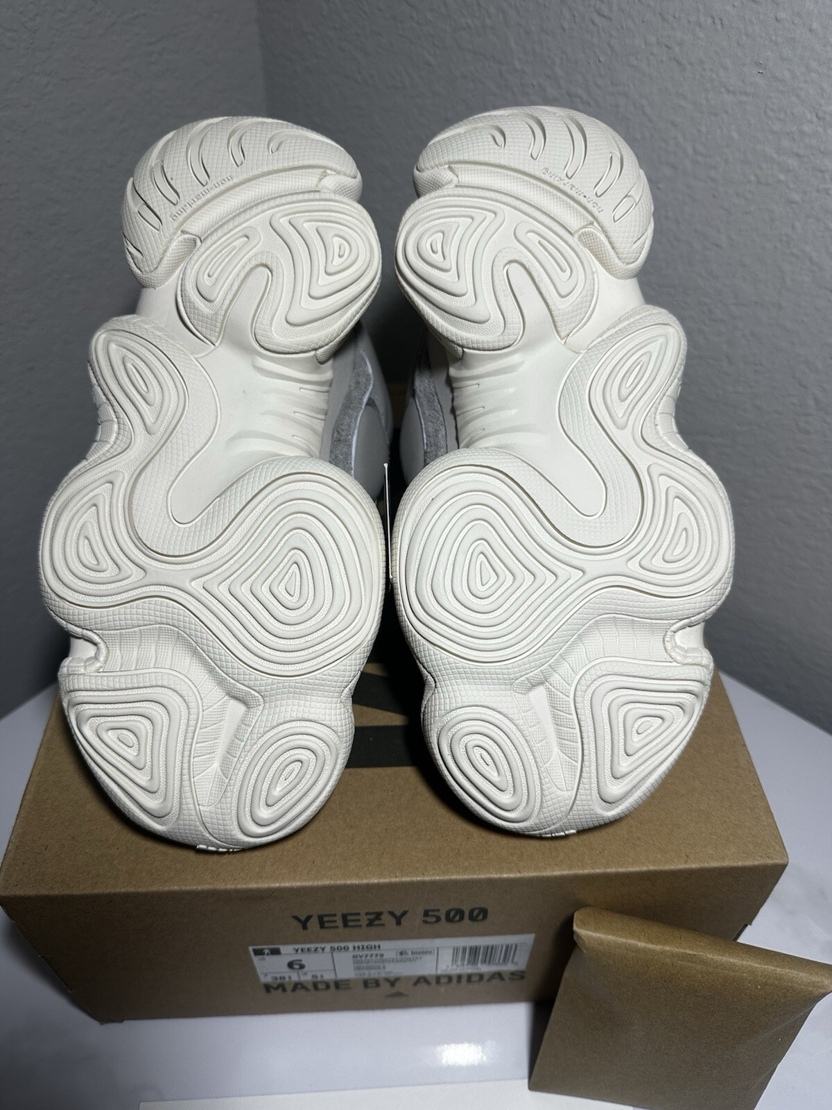 Size 6 – adidas Yeezy 500 High Mist Stone – Brand New