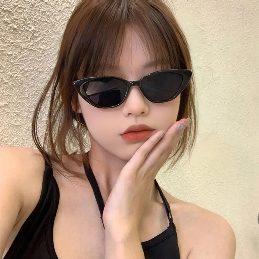 Small Frame Cat Eye Sunglasses Retro Fashion Eyewear