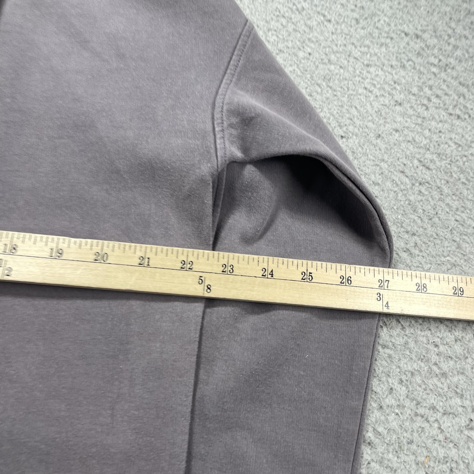 UNRL Hoodie Mens Medium Gray Fleece Pullover Sweatshirt Kangaroo Pocket Logo