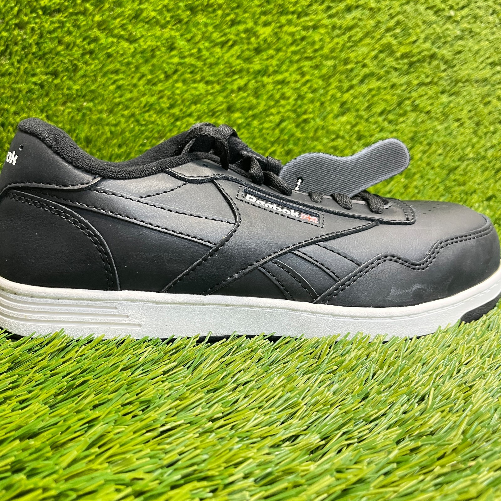 Reebok Club MEMT Mens Size 8 Black Composite Toe Safety Work Shoes Sneakers