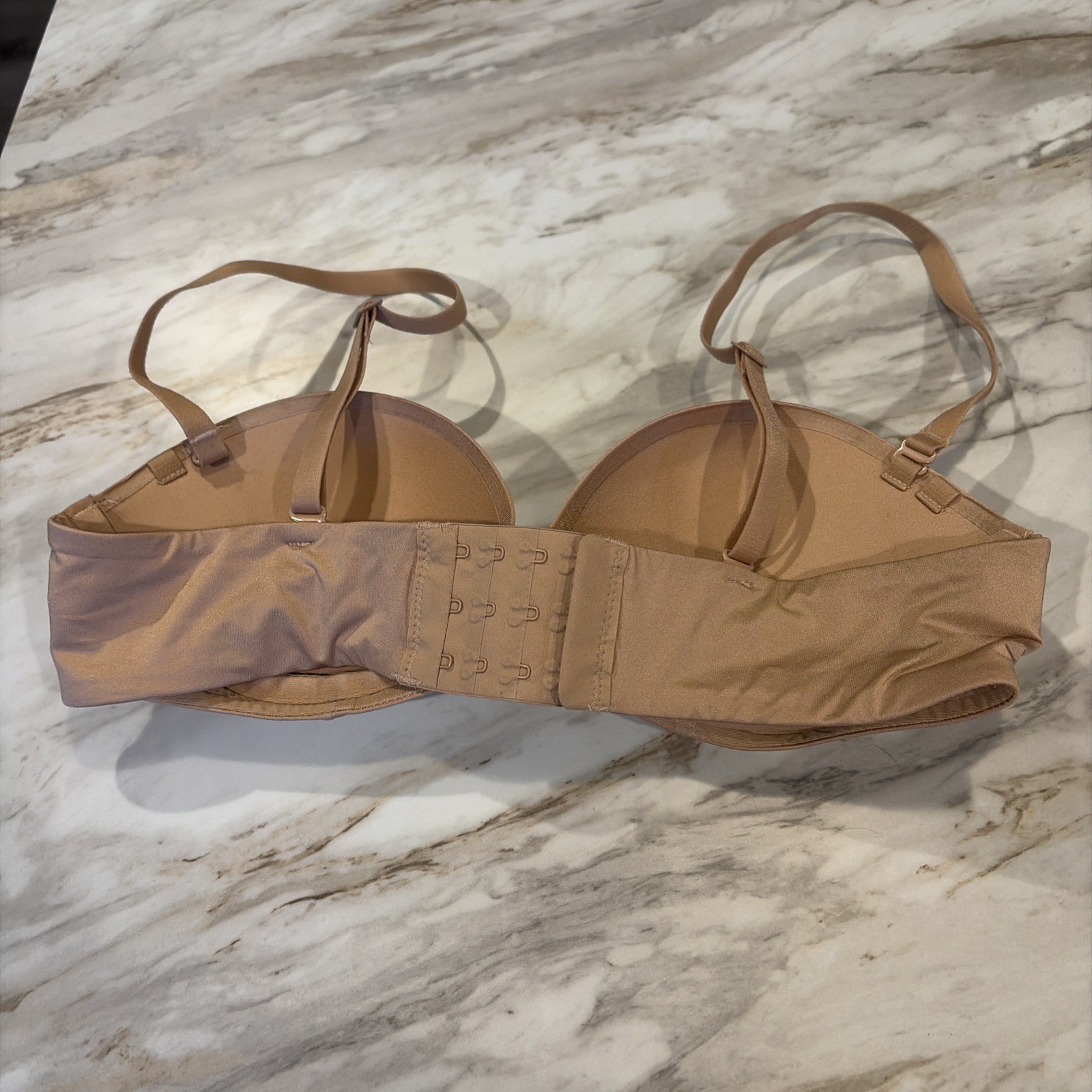 Skims Ultimate Strapless Push Up Bra Size 34b Beige
