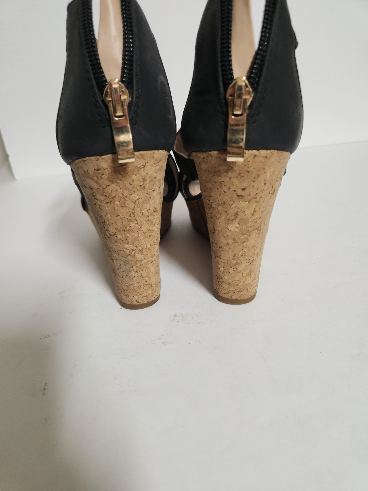 Via Pinky Collection Black Strappy Cork Platform Wedge Sandals Back Zip Women…