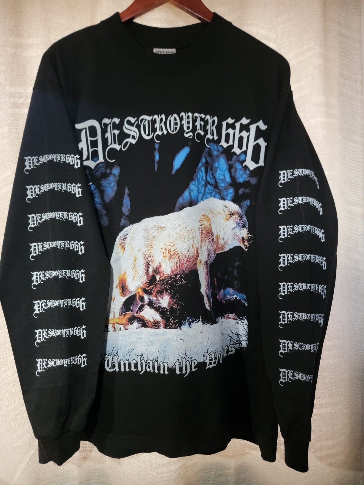 Destroyer 666 unchain wolves black metal ON SHAKA HEAVY LON SLEEVE T SHIRT