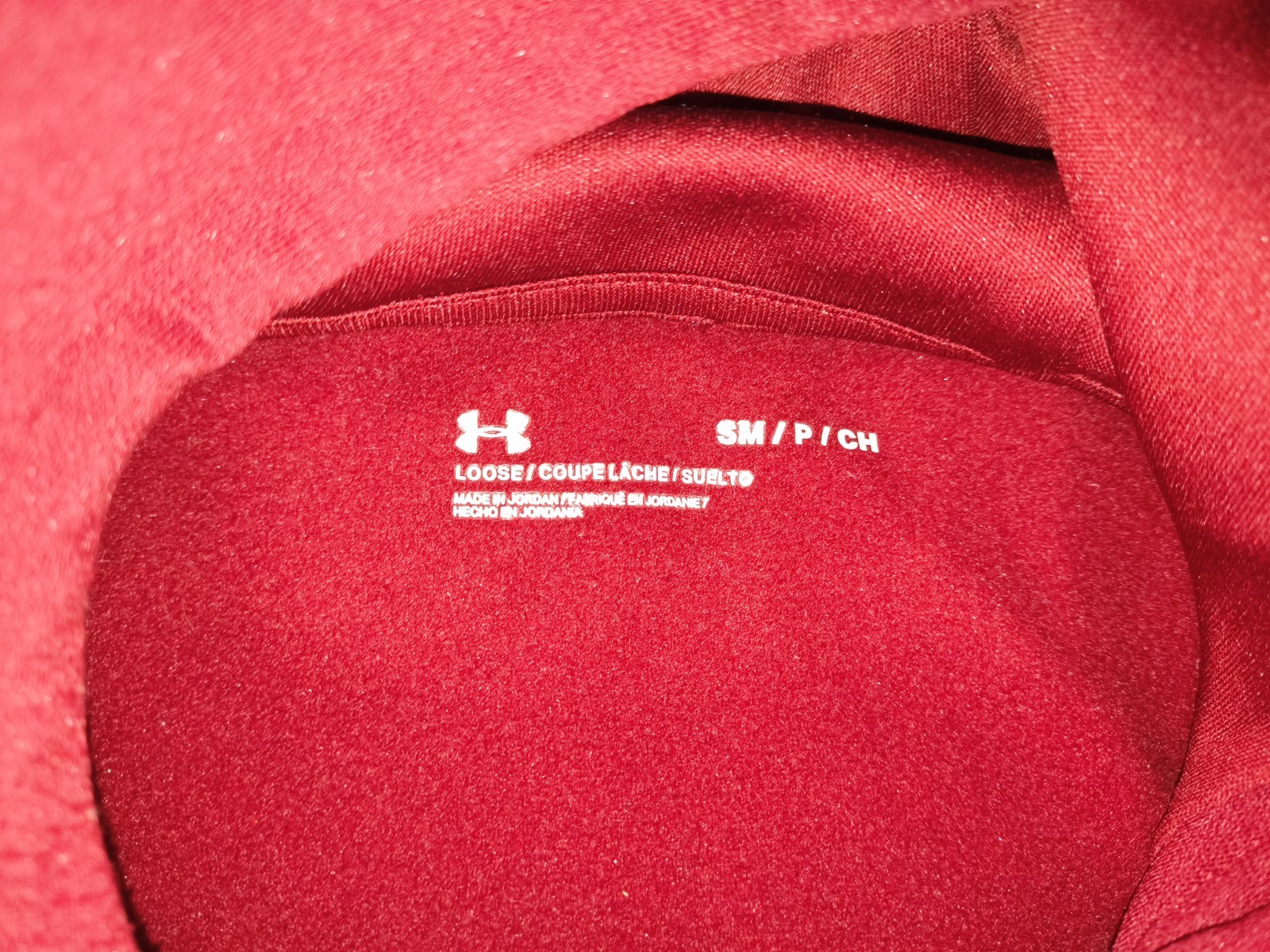 Under Armour Men’s Red Fleece Pullover Hoodie Loose Fit Pockets Size SM