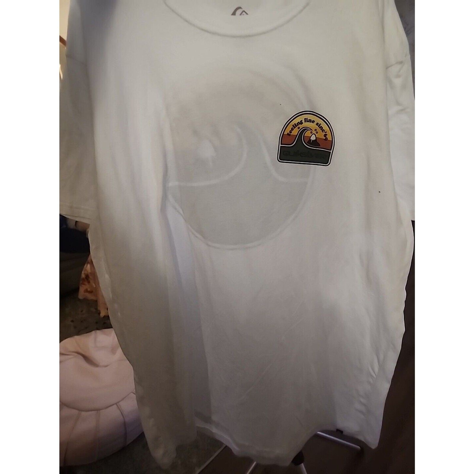 Quicksilver Surf Shirt Sz Medium In The Groove CR6 Excellent NWT Beach Classic