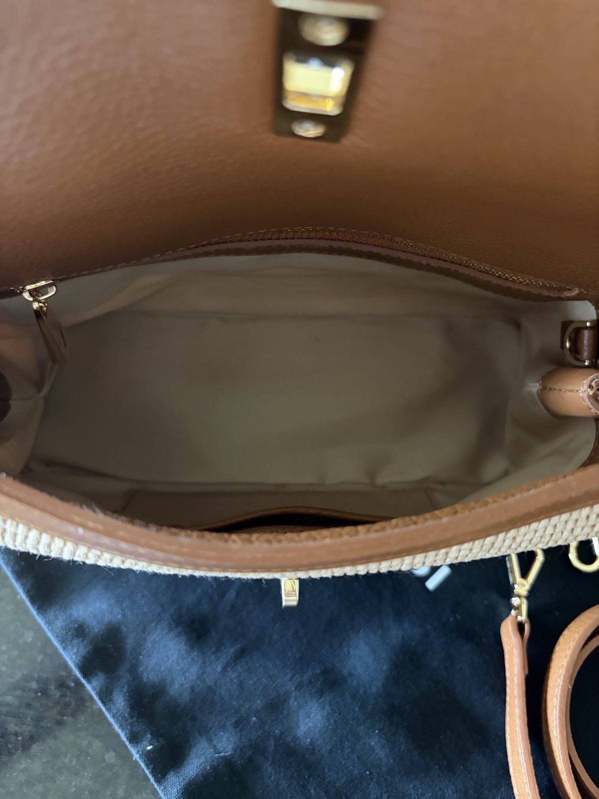 VESTIRSI Sloan Crossbody Bag