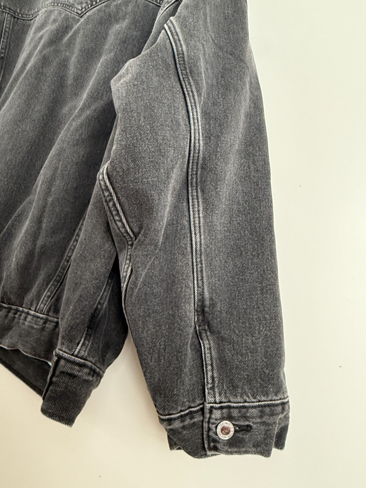 VTG 90s Levis SilverTab Mens Loose Fit Denim Trucker Jacket Washed Black XL