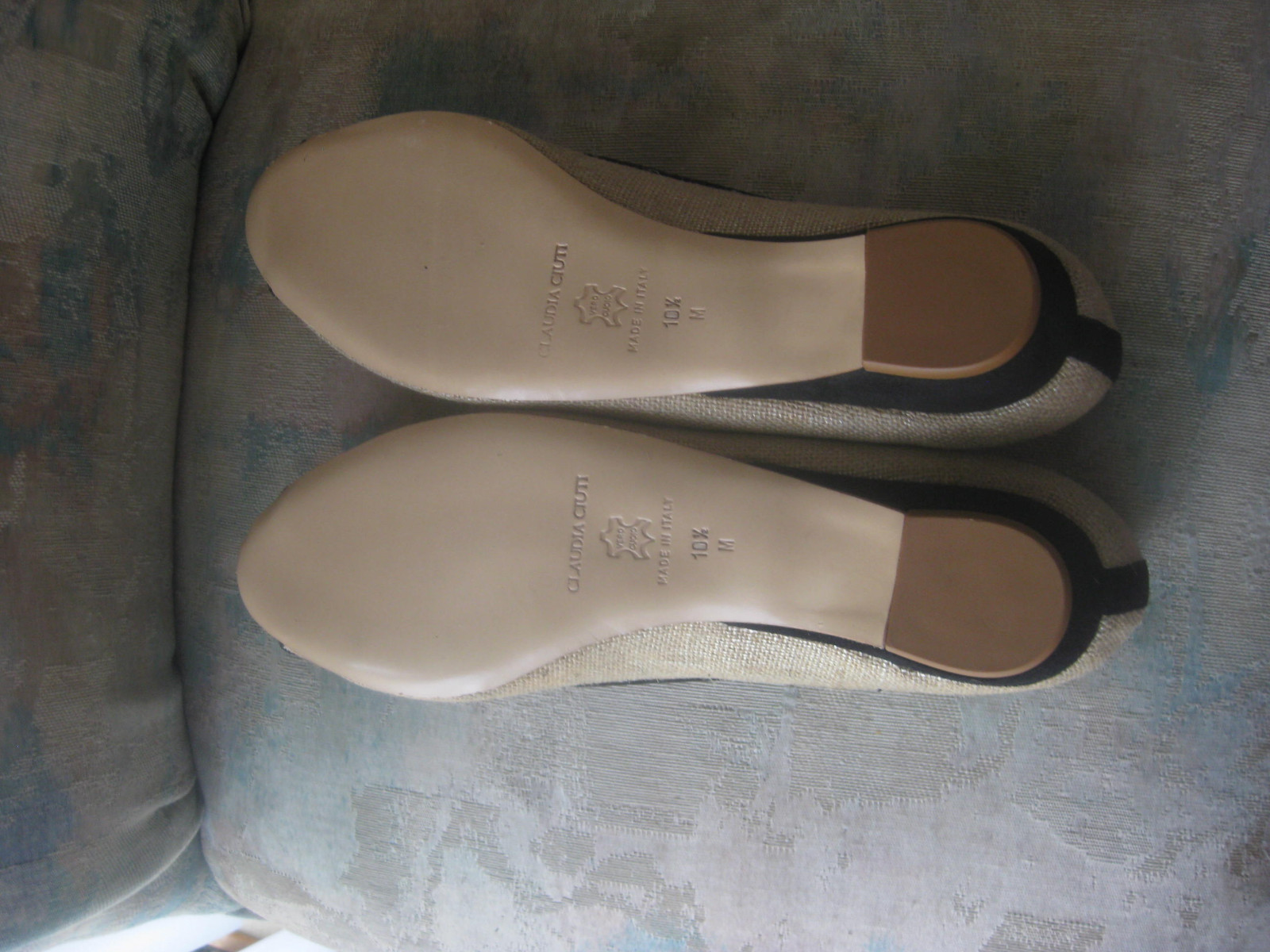 claudia ciuti shoes flats open toe new size 10.5 beige black