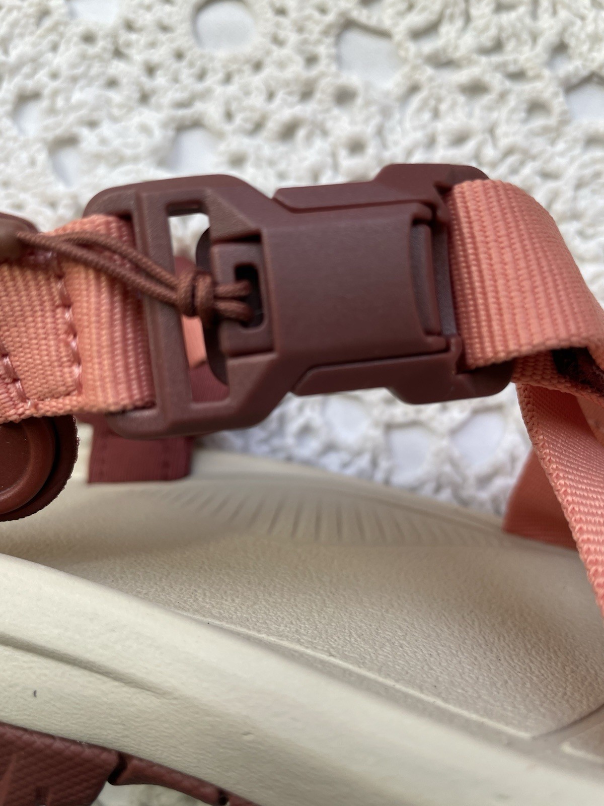 Teva Hurricane Terra Dactyl Coral Women’s Hiking Sandal Size 7