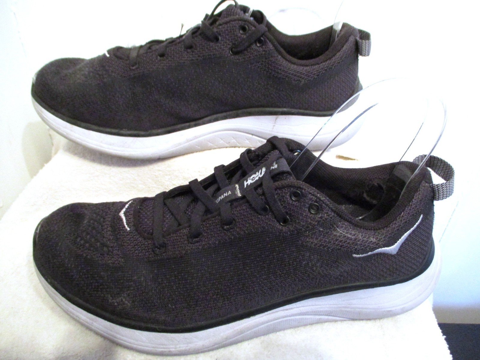 8.5 D 40 2/3 Wide Womens Hoka One One Hupana Black White 1106693 Flow Sneakers