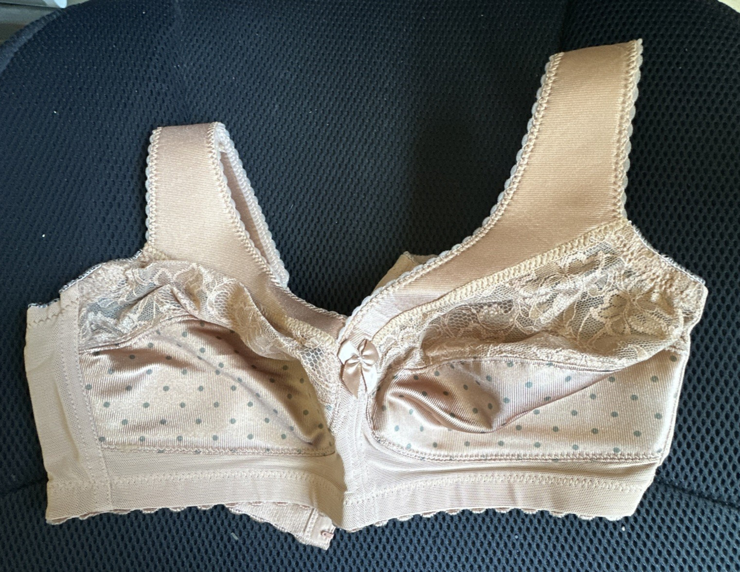 PICK SIZE/COLOR – Glamorise #1000 MagicLift Original Wirefree Support Bra