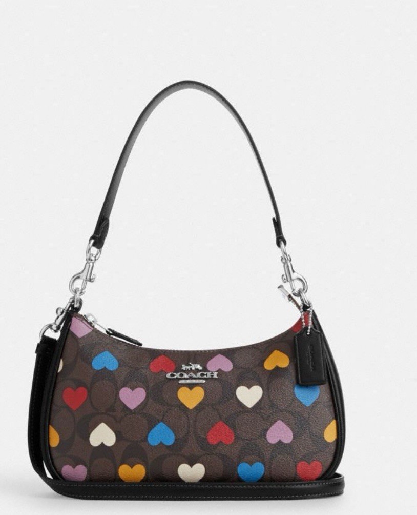 NWT COACH Teri Shoulder Bag In signature canvas With Multi Heart Print