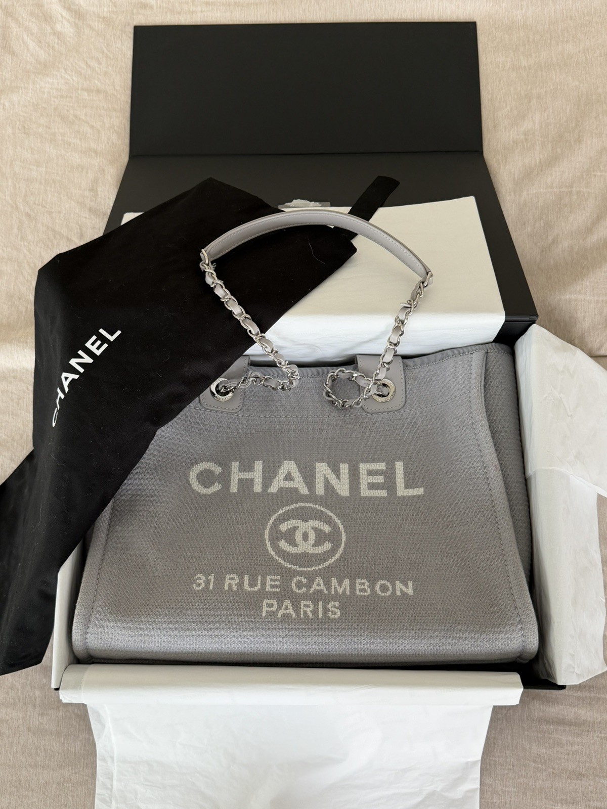 22B CHANEL Deauville Large Light Gray Tote Bag with Wallet (Preowned Excellent)