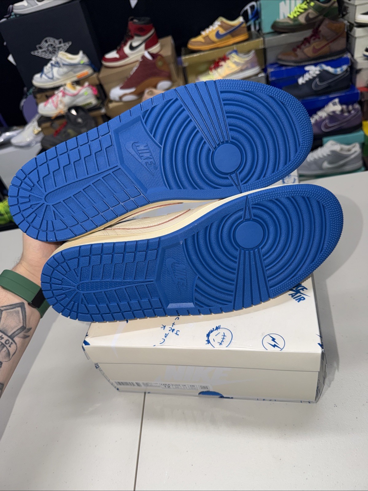 Size 12 – Fragment Design x Travis Scott x Air Jordan 1 Retro OG SP Low Sail…
