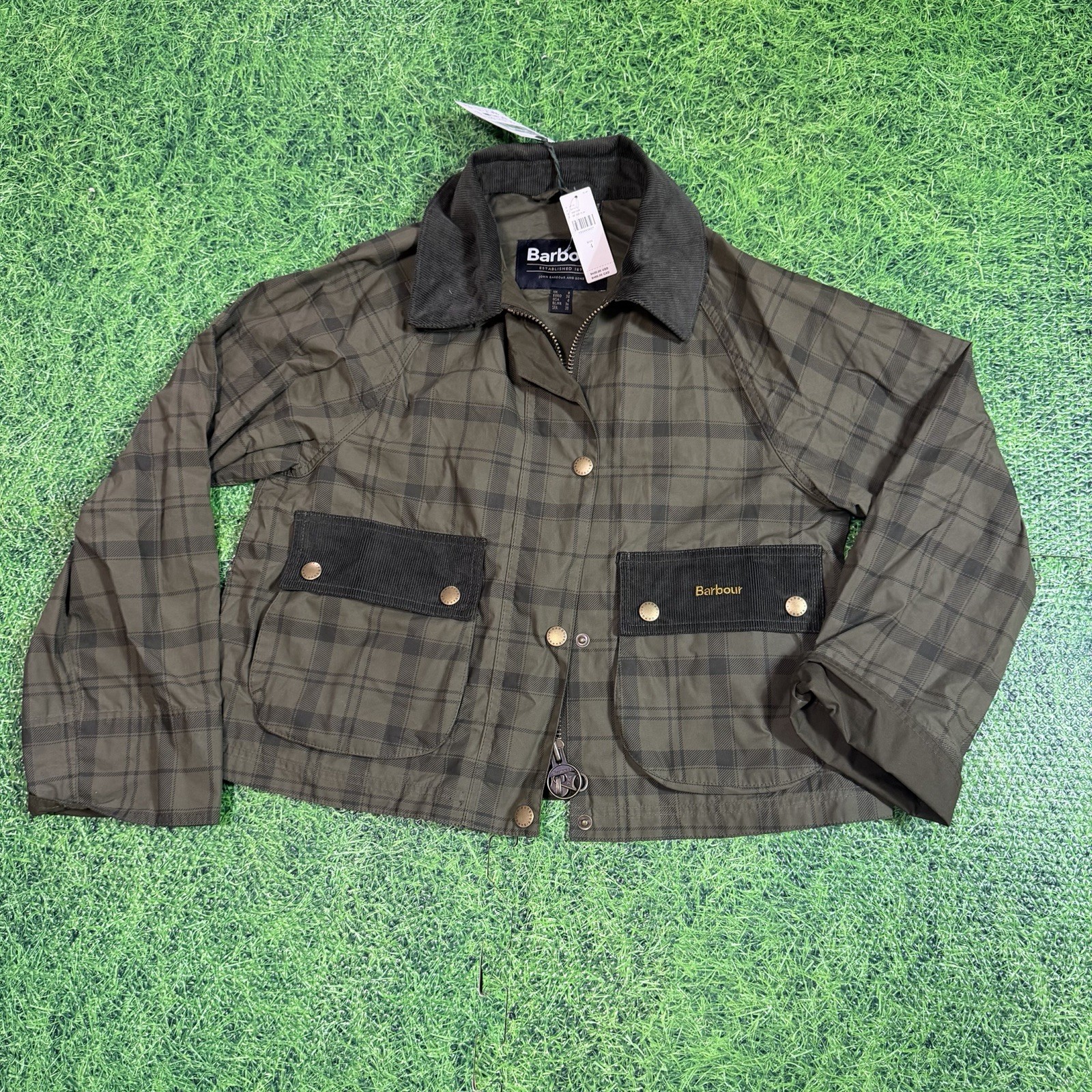 NWT Barbour Green Tartan Cropped Beadnell Casual Jacket Size 4 21×22 Inches
