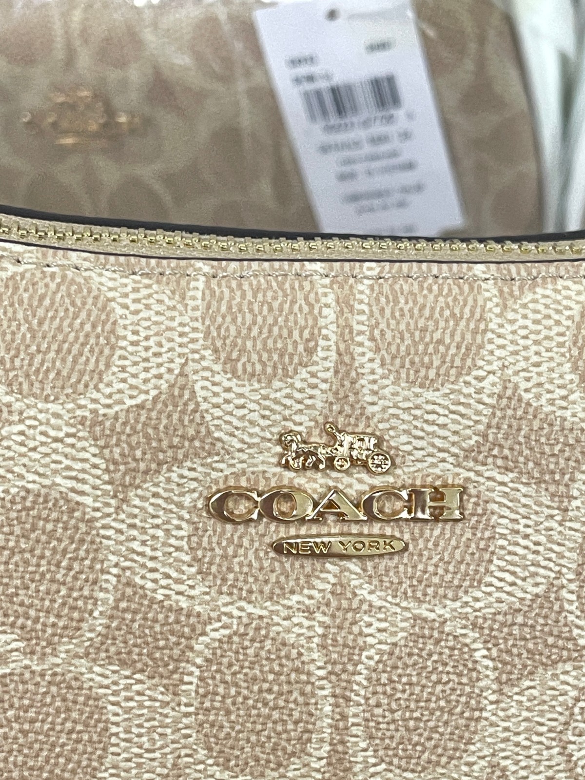Coach NWT Teri Shoulder Bag In Signature Canvas CV933 Gold/Sand/Chalk!!