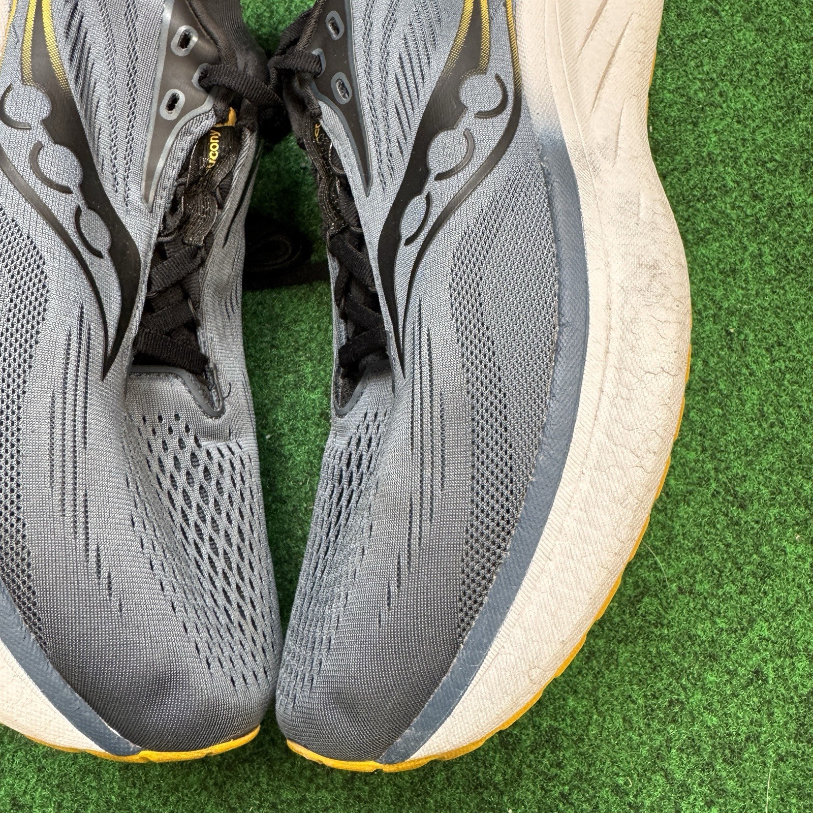 Saucony Ride 18 Mens Size 10.5 Medium D Dusk Pollen Running Trainer Sneakers