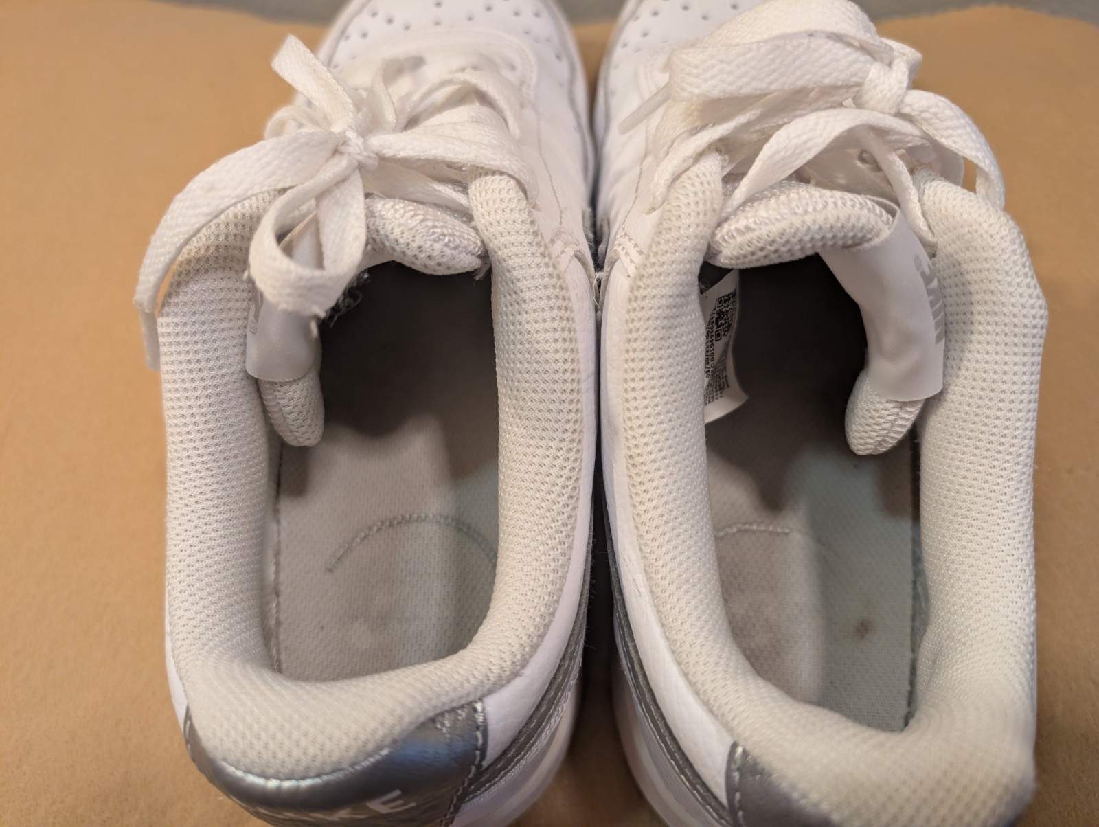 Nike Court Vision Low Men’s White/Gray Leather Lace-Up Sneakers CD5434-112