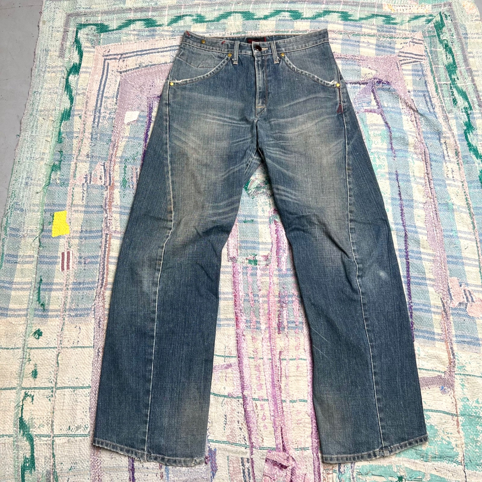 Levis Engineered Buckle Back Cinch Back Twisted Jeans Fits 30×31